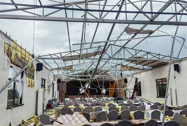 1733450190112448.jpg 掀翻屋頂.jpg